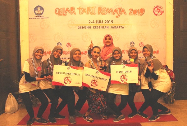 Tarian Damar Kurung Gresik Sampai di Kancah Nasional