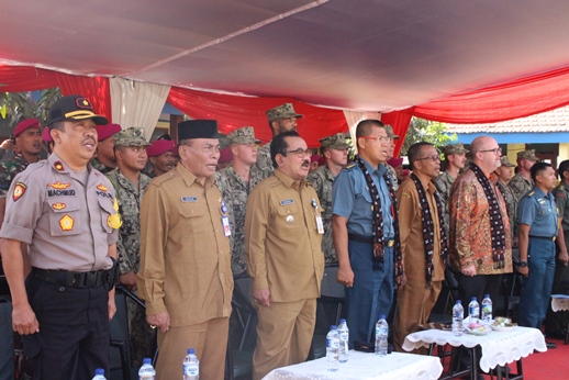 US Navy Bantu Gresik $100.000
